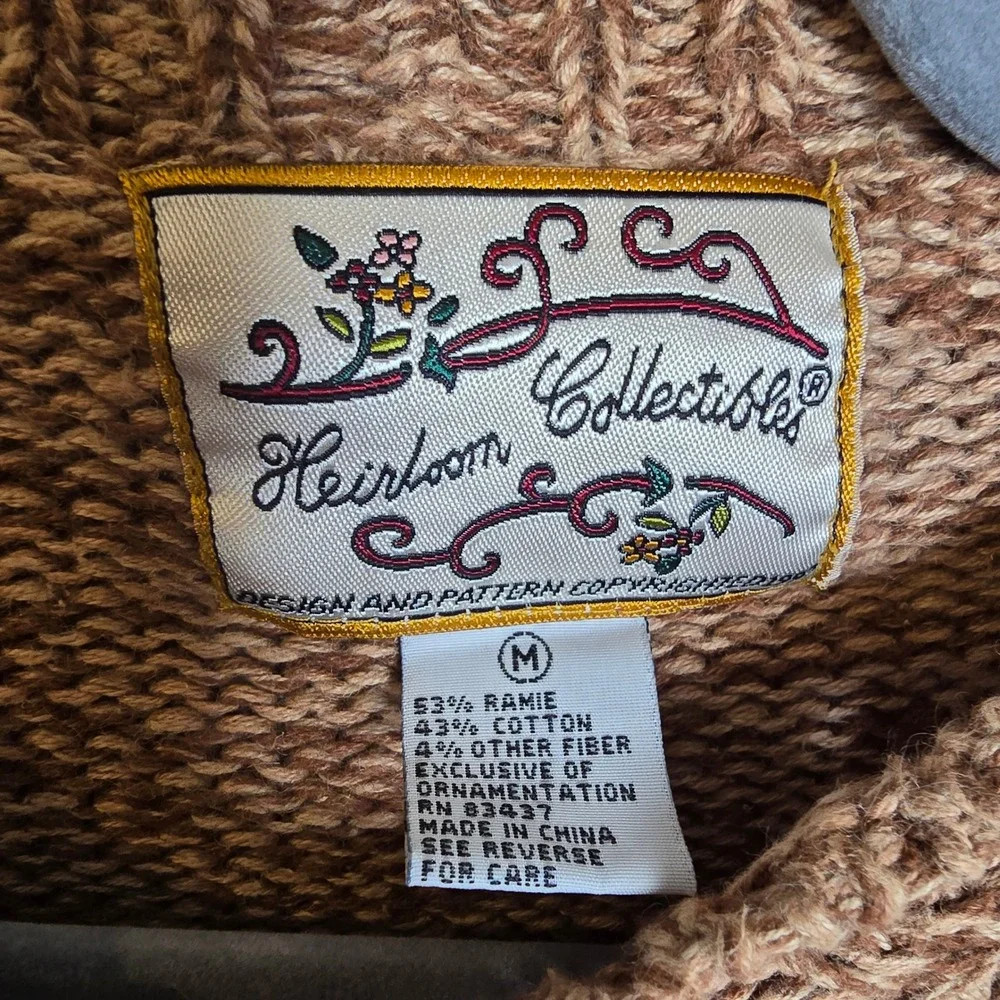 Heirloom Collectibles Vintage Fall Squirrel Pumpkin Cardigan Sweater Brown M
